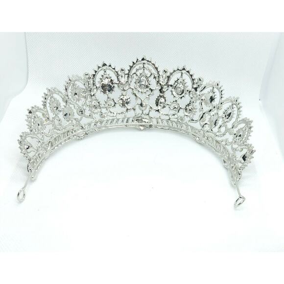 Clear Rhinestone Elegant Silver Tone Metal Tiara Crown New - Picture 2 of 4
